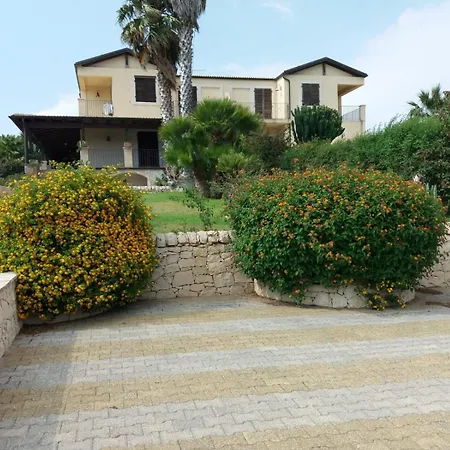 Patrizia With Swimming Pool And Woderful Seaview At 1 Kilometers About From The In Scicli Villa